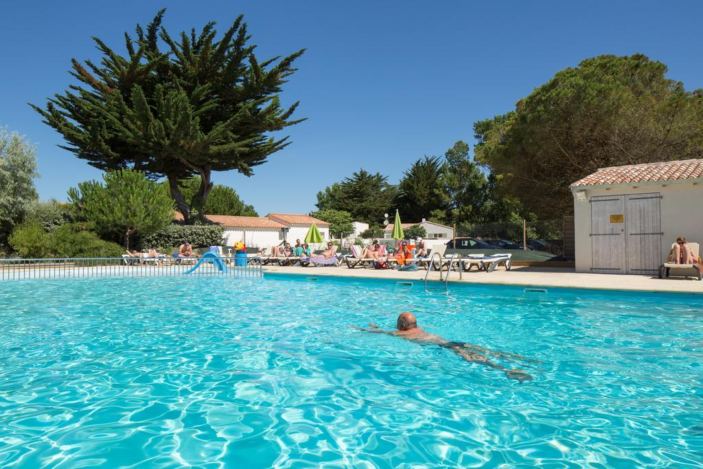 Camping Le Suroit Le Bois-Plage-en-Ré Eksteriør billede